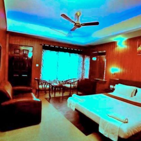 Red Castle Munnar Hotel Exterior photo