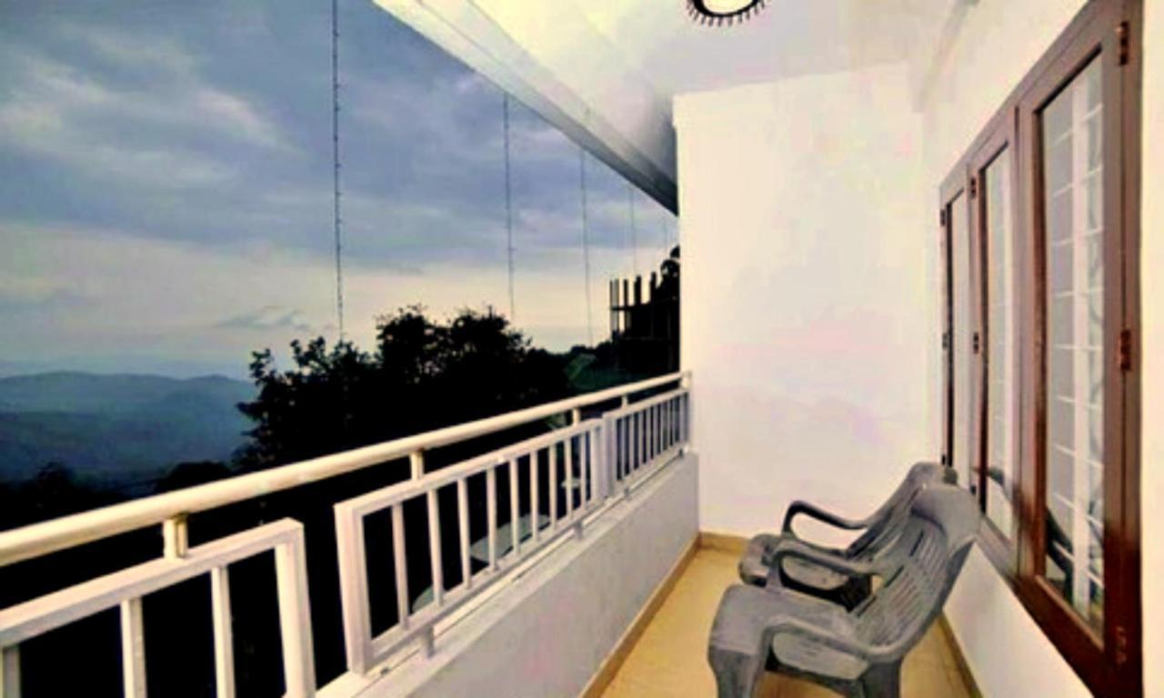 Red Castle Munnar Hotel Exterior photo