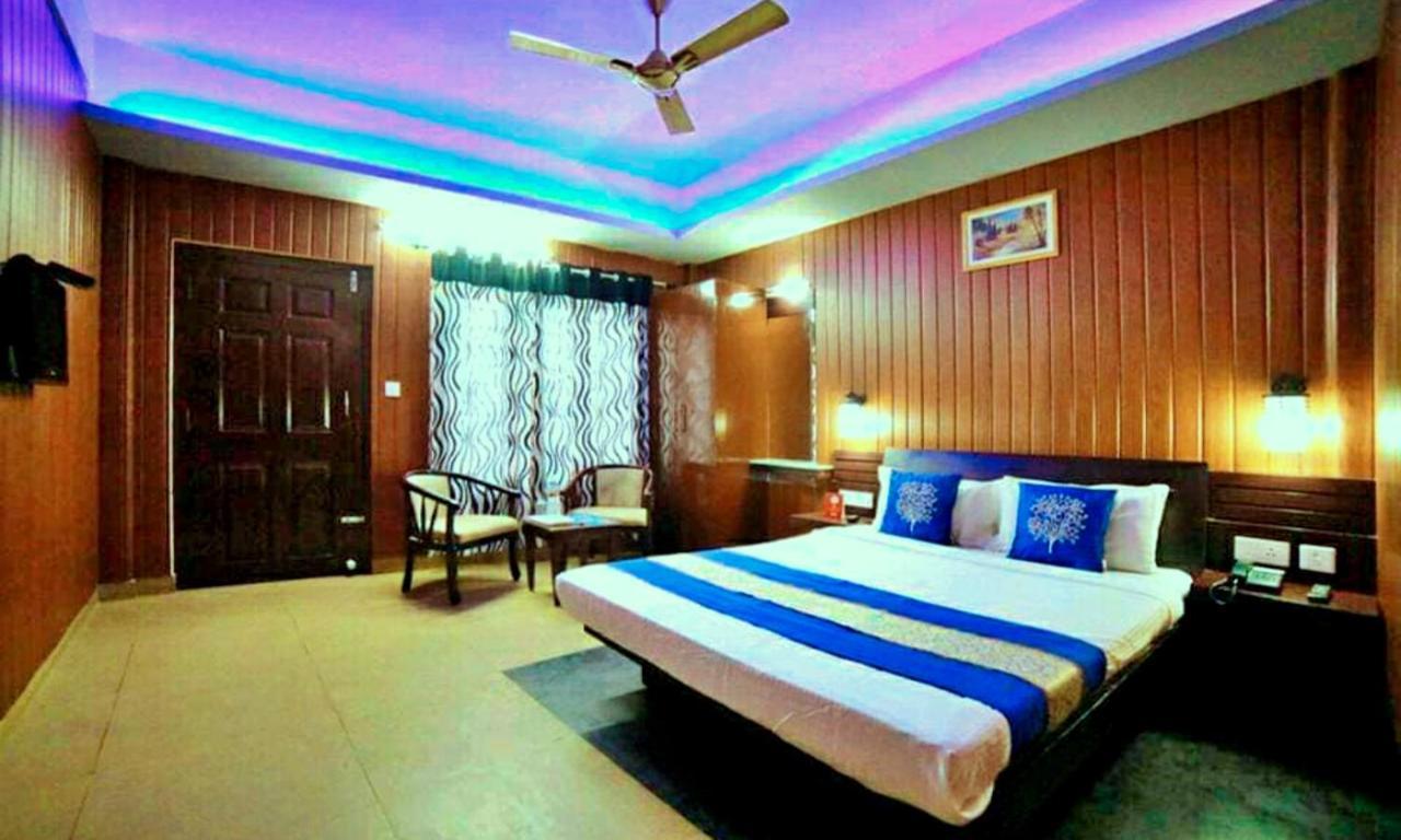 Red Castle Munnar Hotel Exterior photo